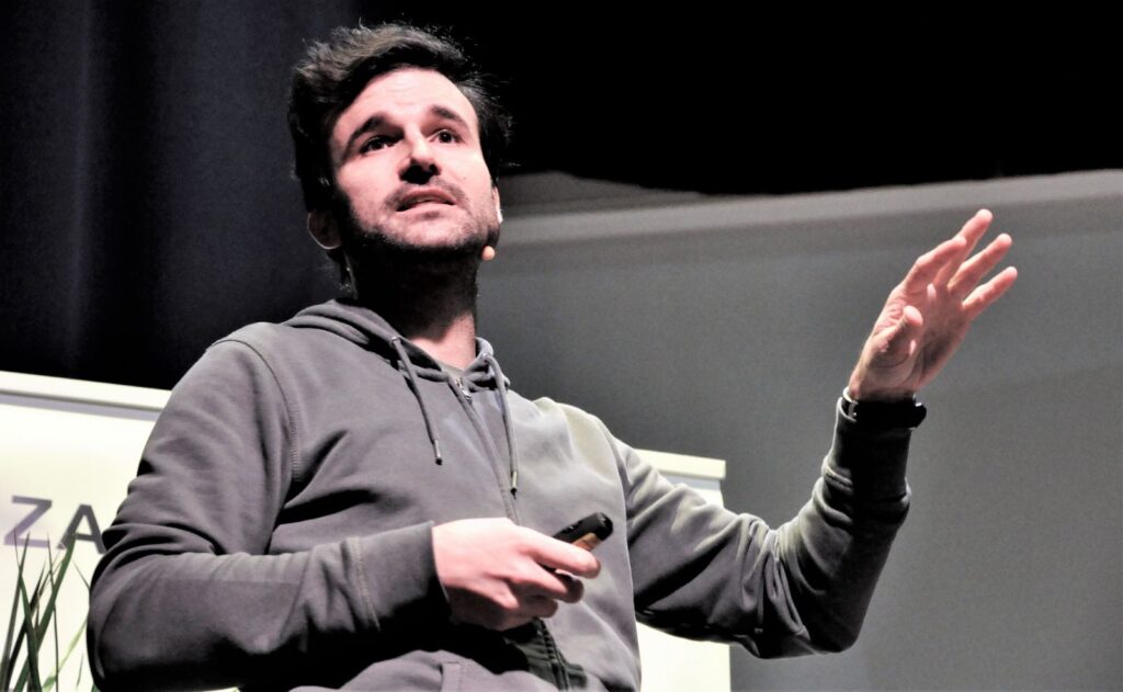 Charla «Los entresijos del Metaverso» con Pedro Lozano, 24 de enero de 2023 (4/7)