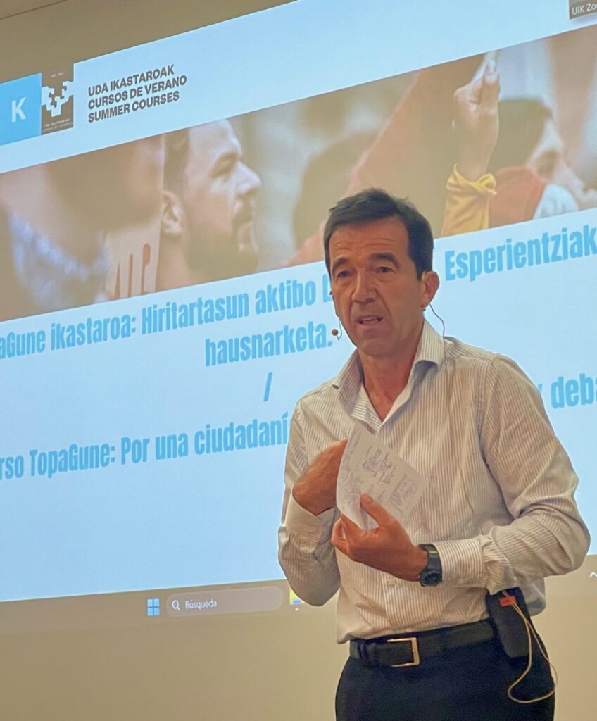 UIK topagunea: "Hiritartasun aktibo baten alde" · Jardunaldiaren argazki ibilbidea