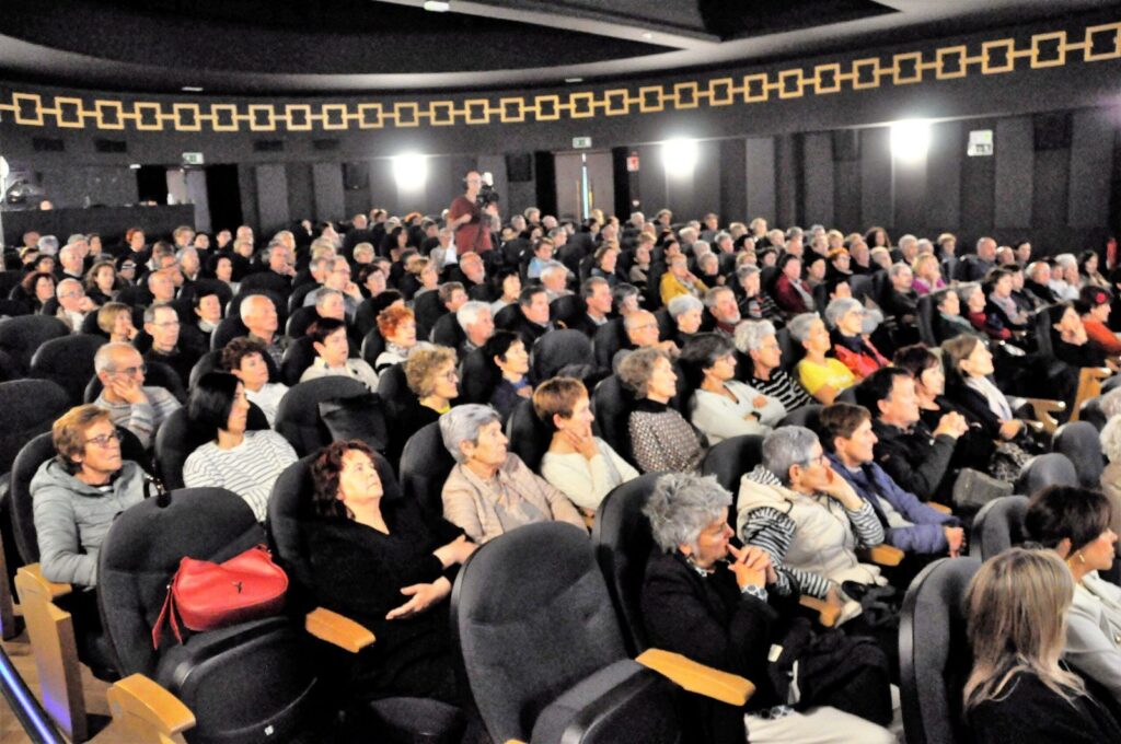 Parte del público en el Modelo Aretoa