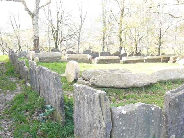 Elorrio: la necrópolis de Argiñeta y su casco monumental